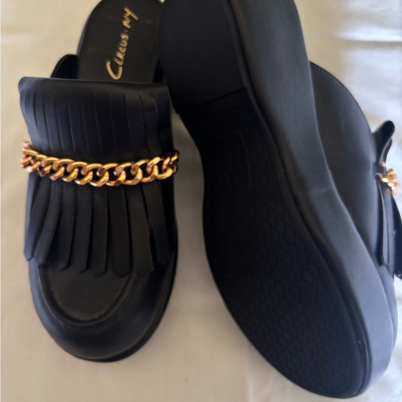 Circus by Sam Edelman Black and Gold Mules with Fringe - Picture 4 of 4